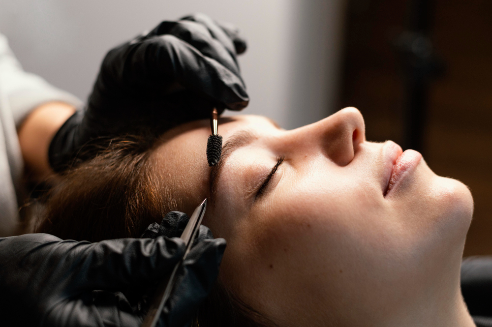 Professional beauty services at Brooklyn Brows featuring eyebrow threading, tinting, and body waxing treatments.